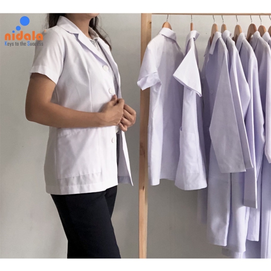 Áo blouse Nữ tay ngắn, dáng ngắn dược sĩ, y tá, điều dưỡng Nidala đường may đẹp, sắc xảo